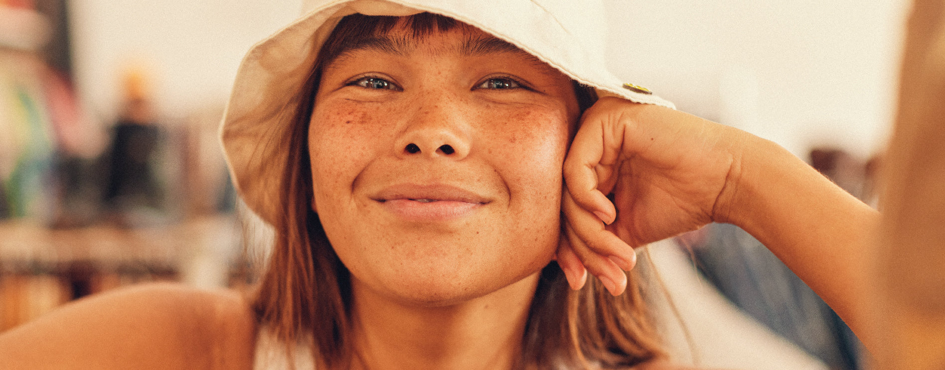 Sunscreen Before or After Moisturizer